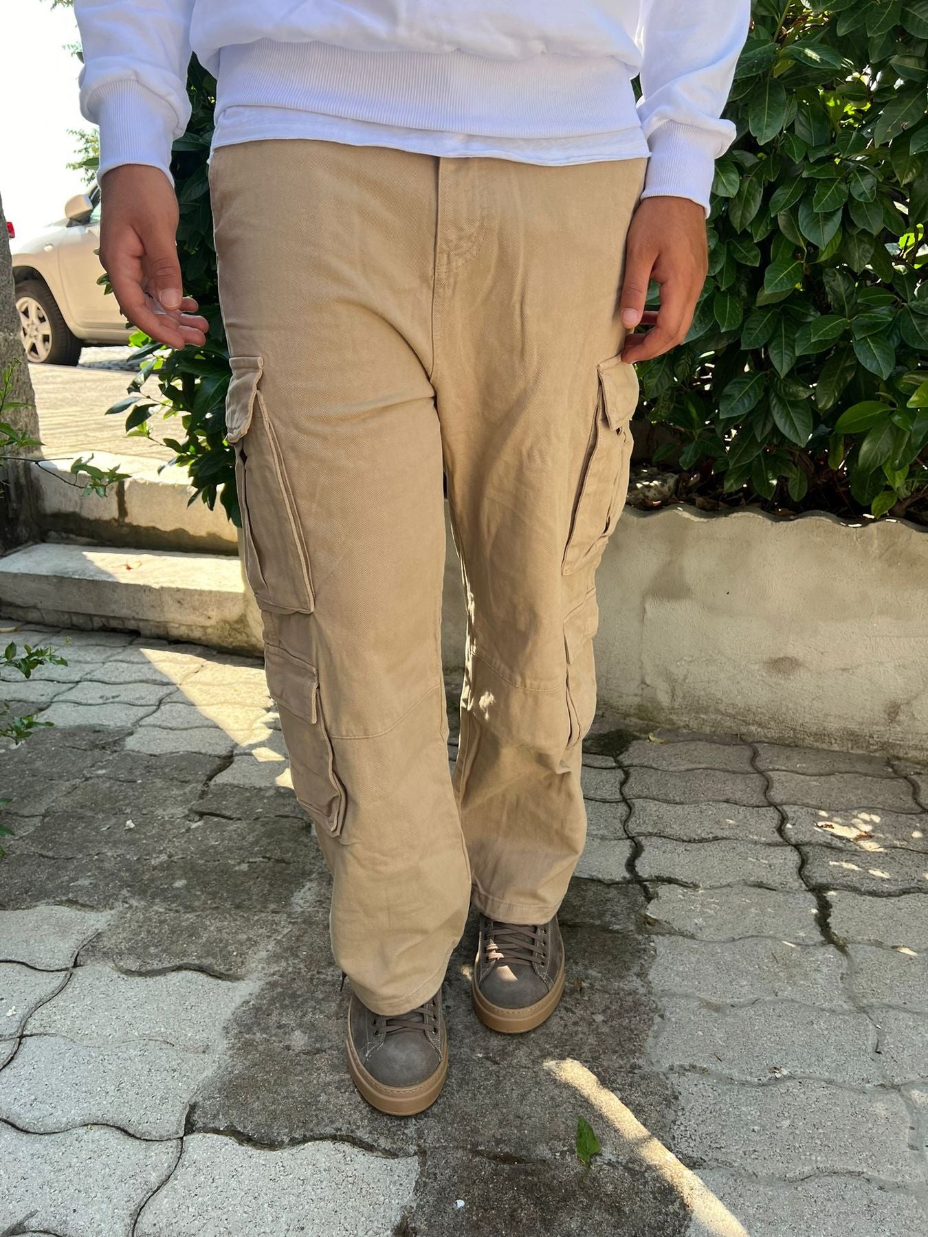 Pantalone cargo 8 tasche gamba larga