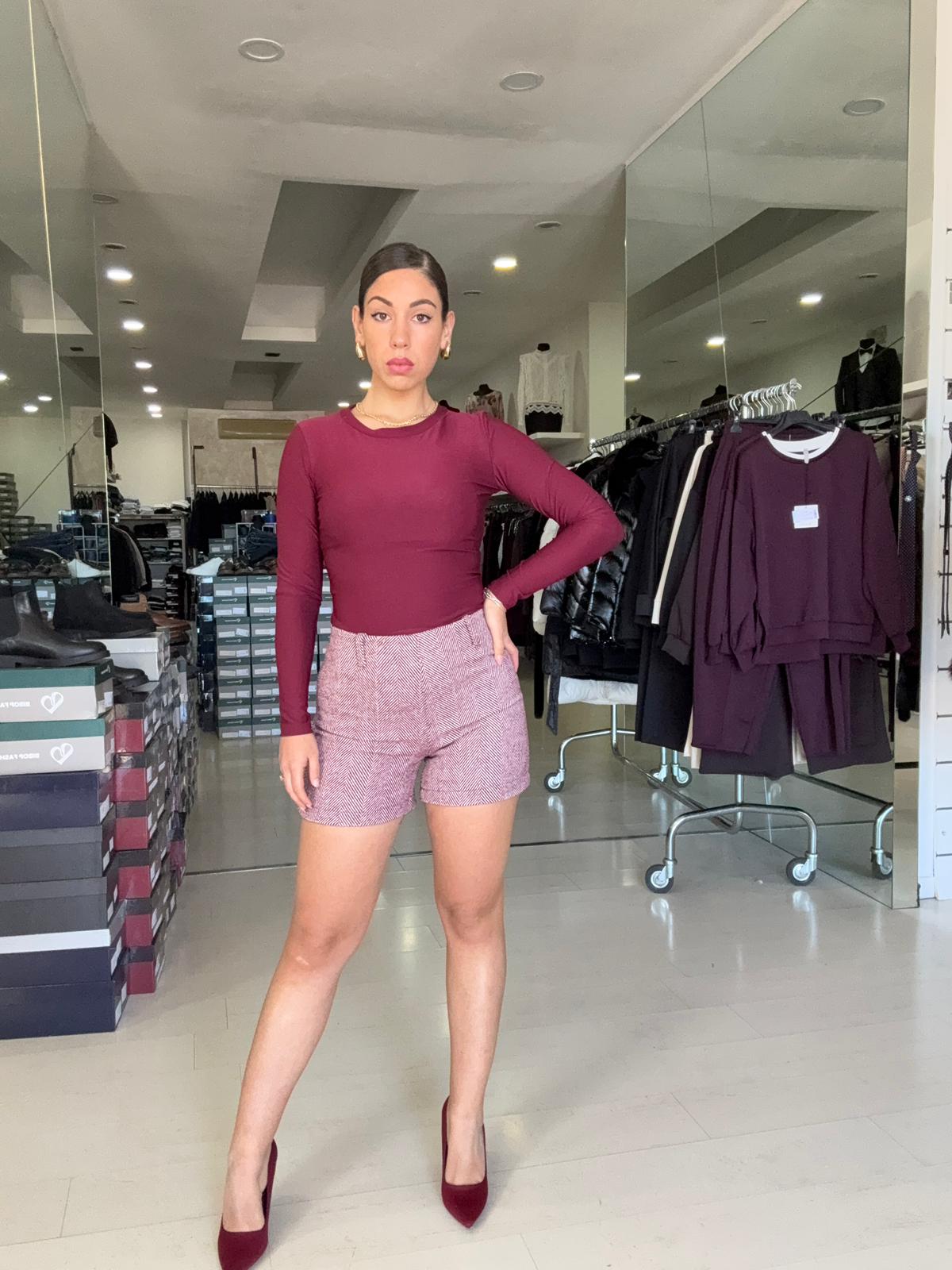 shorts tessuto spigato