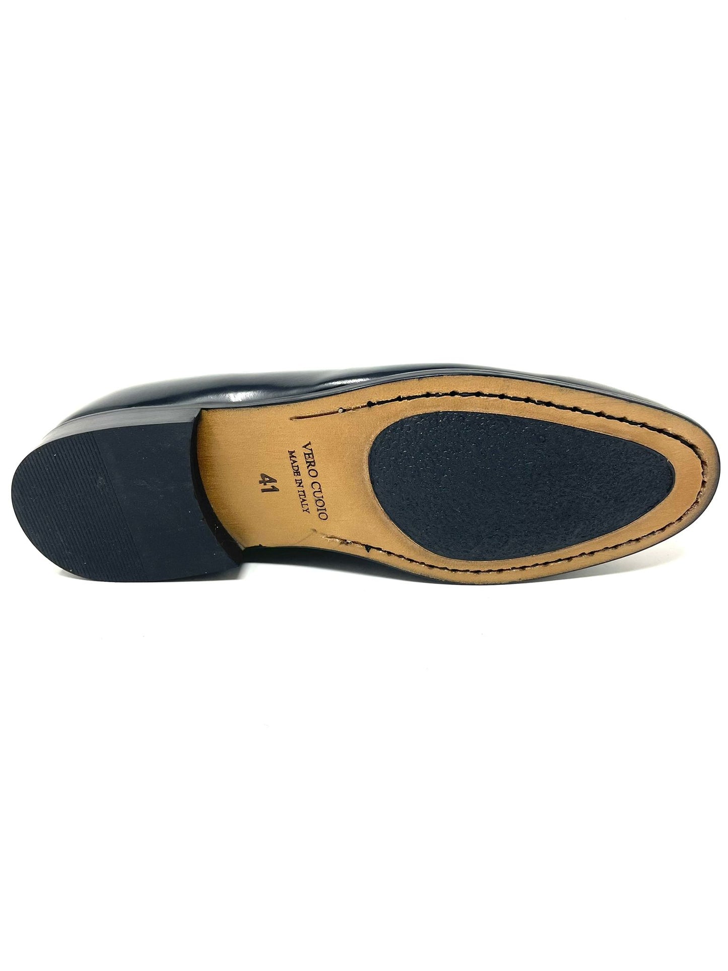 Mocassino in Pelle con Ovalino Scamosciato – Fondo Cuoio Cucito