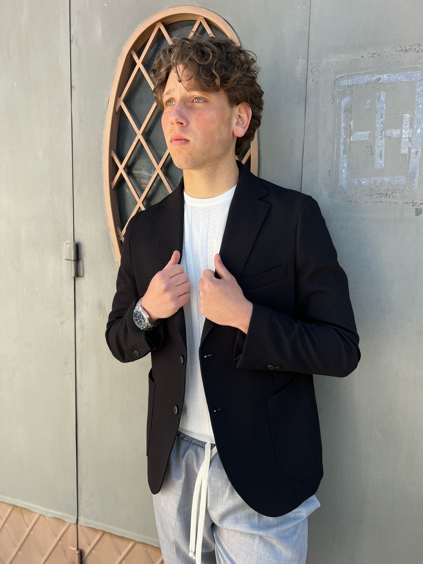 Maglia Girocollo Uomo Traforata a Spiga – Eleganza Traspirante