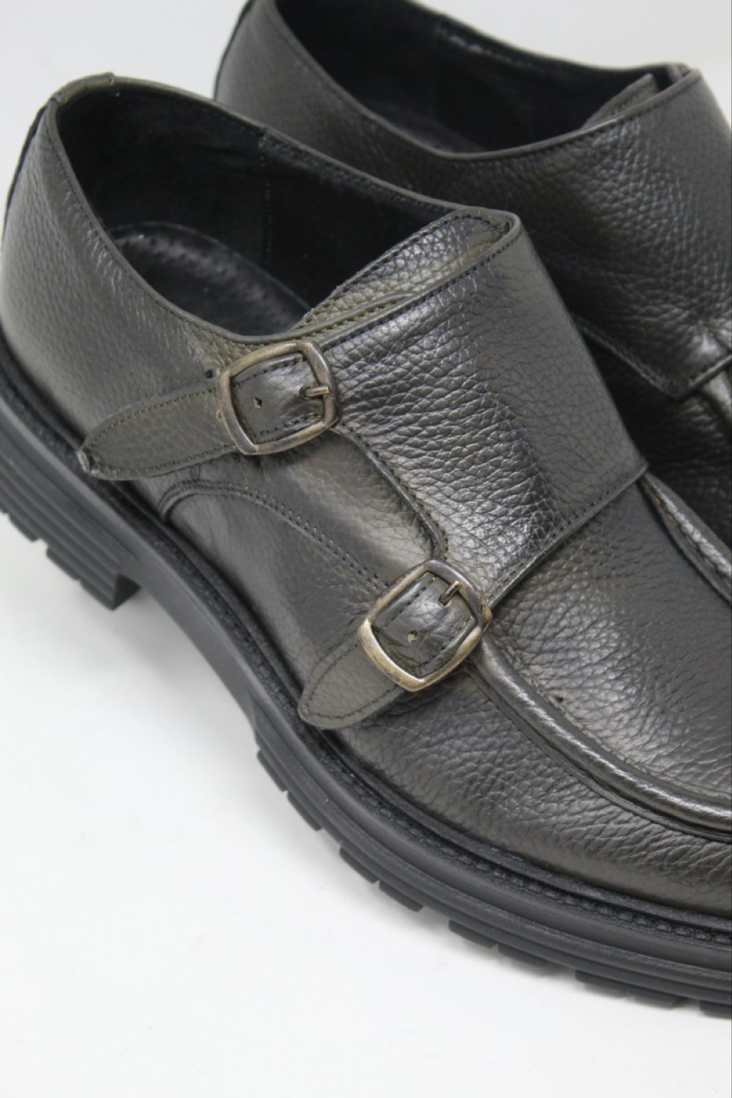 Mocassino uomo doppia fibbia  in vera pelle bottalata effetto vintage made in Italy fondo vibram