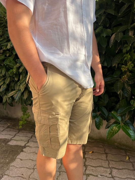 Bermuda Cargo da Uomo con Tasconi – Praticità e Stile Casual-Militare