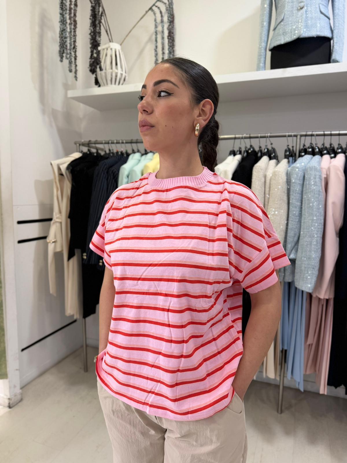 Maglia a Righe con Colletto in Filo – Donna