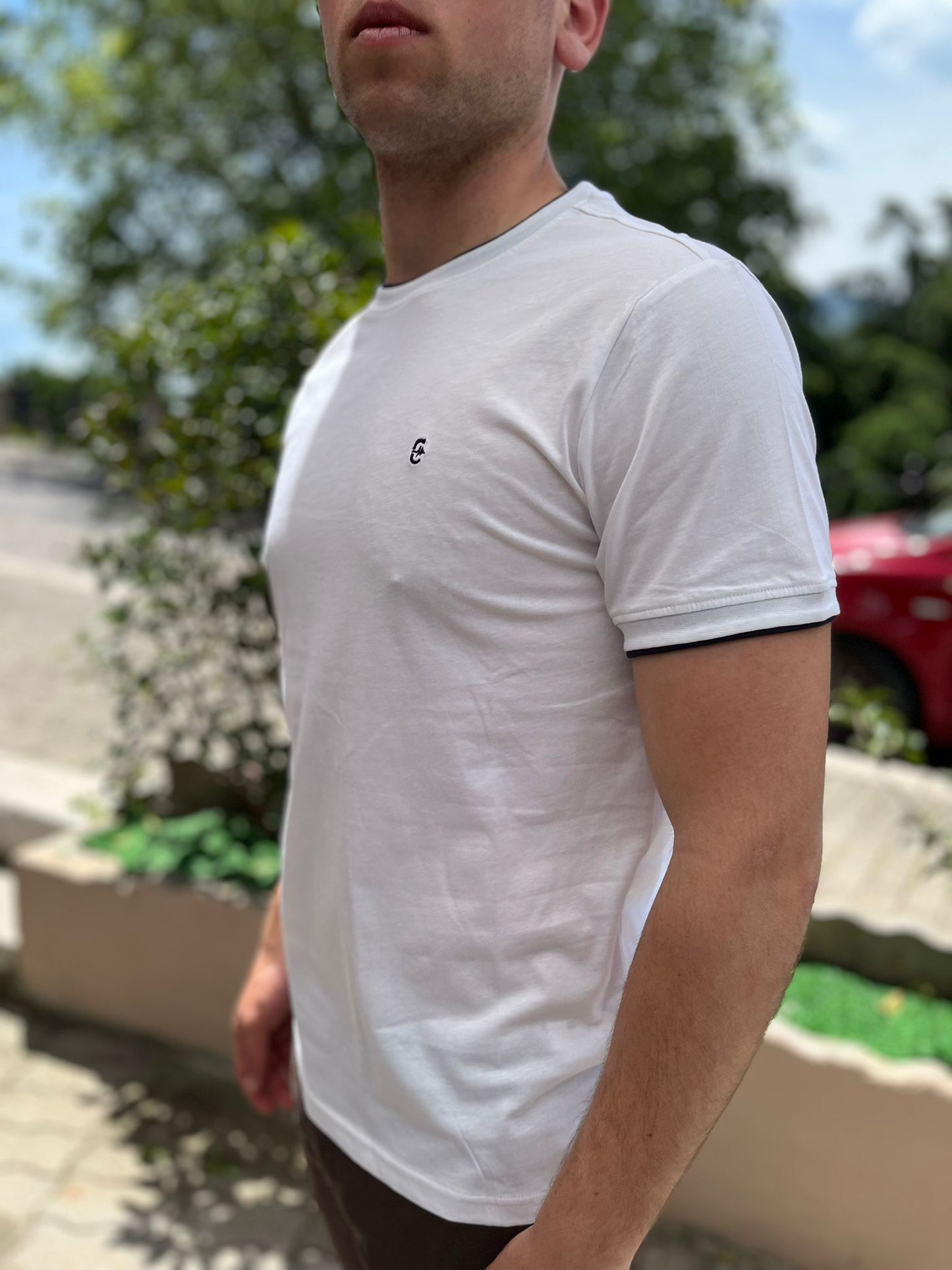 T-Shirt con Profilo a Contrasto – Uomo
