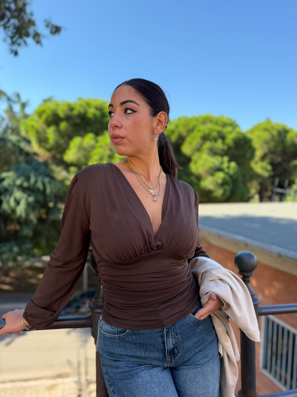 MAGLIA DONNA DRAPPEGGIO CON MANICA A SBUFFO