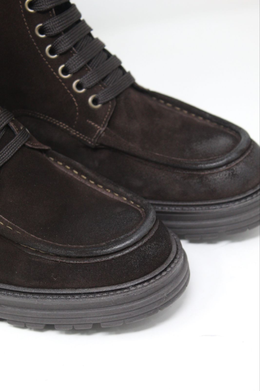 Stivaletto scarponcino pelle scamosciata made in Italy fondo vibram