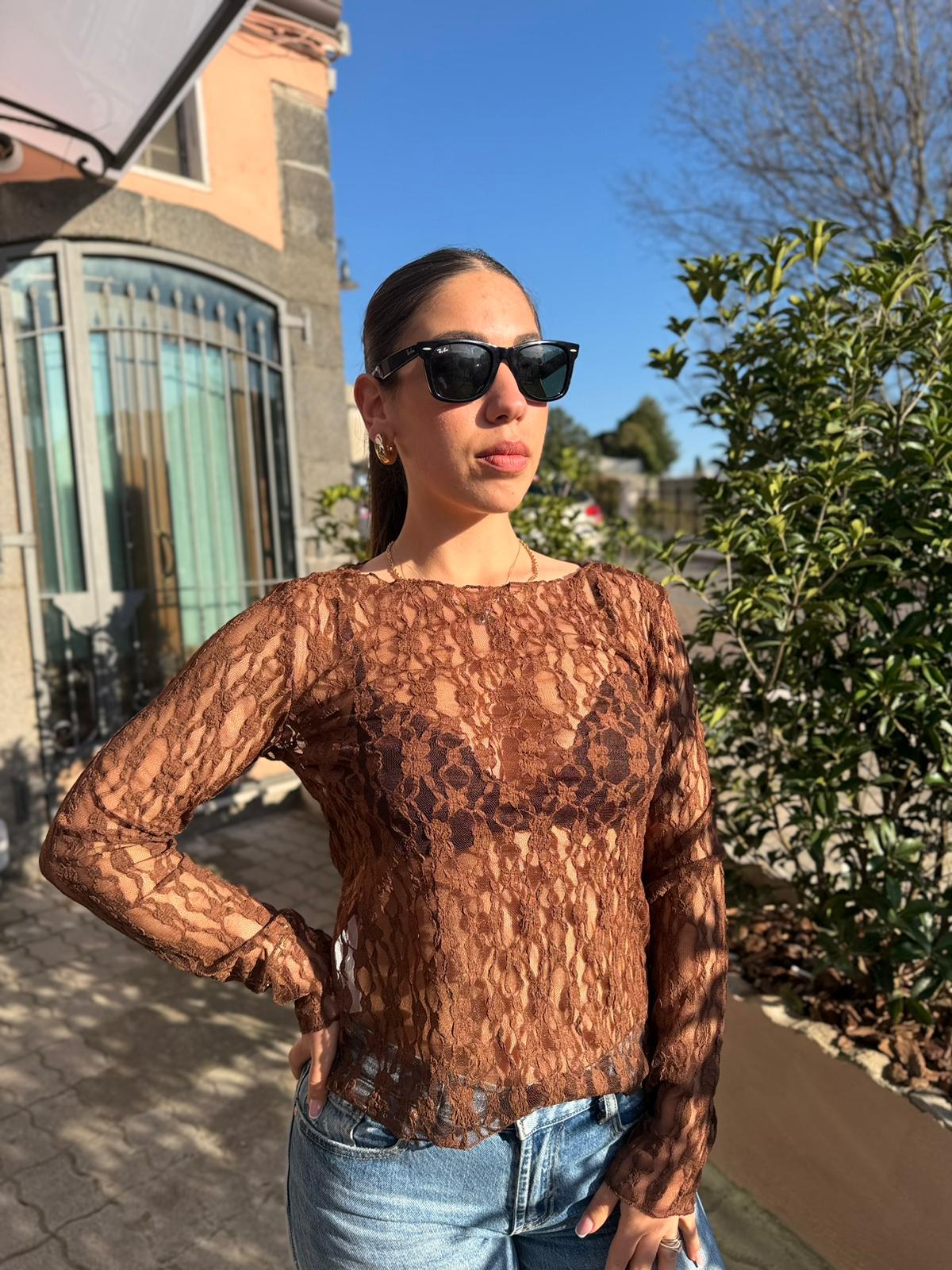 Maglia in Pizzo – Donna (Da Indossare Sotto Giacca)