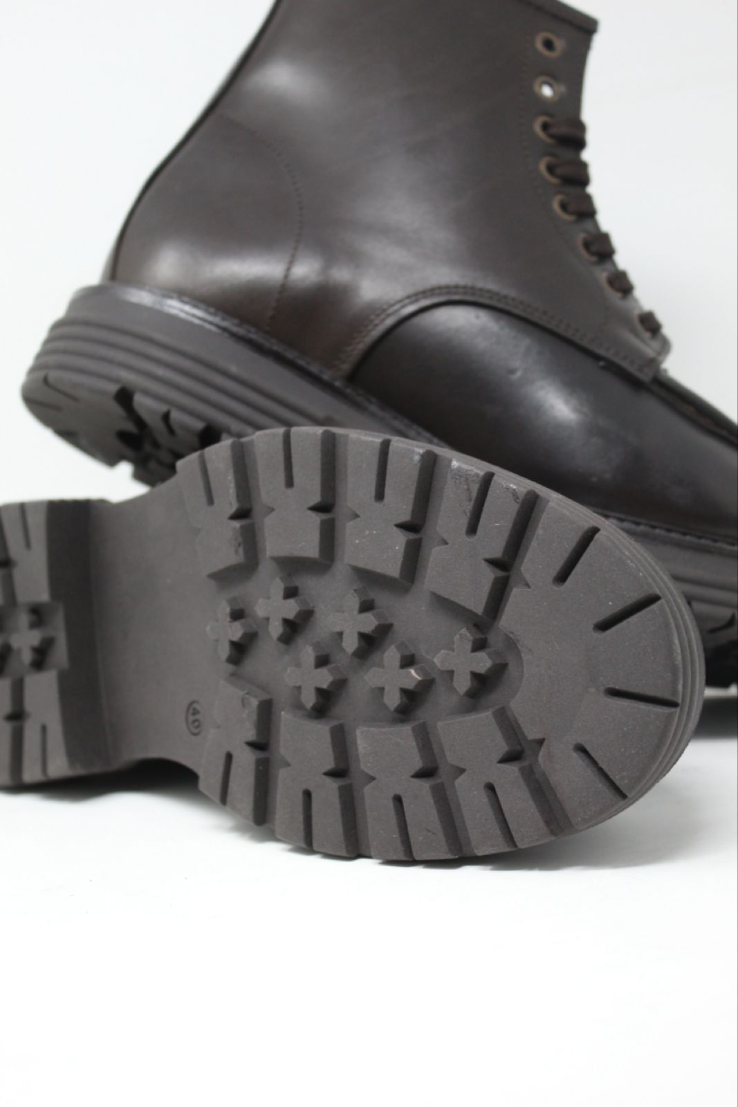 Stivaletto scarponcino vitello pelle spazzolata made in Italy fondo vibram