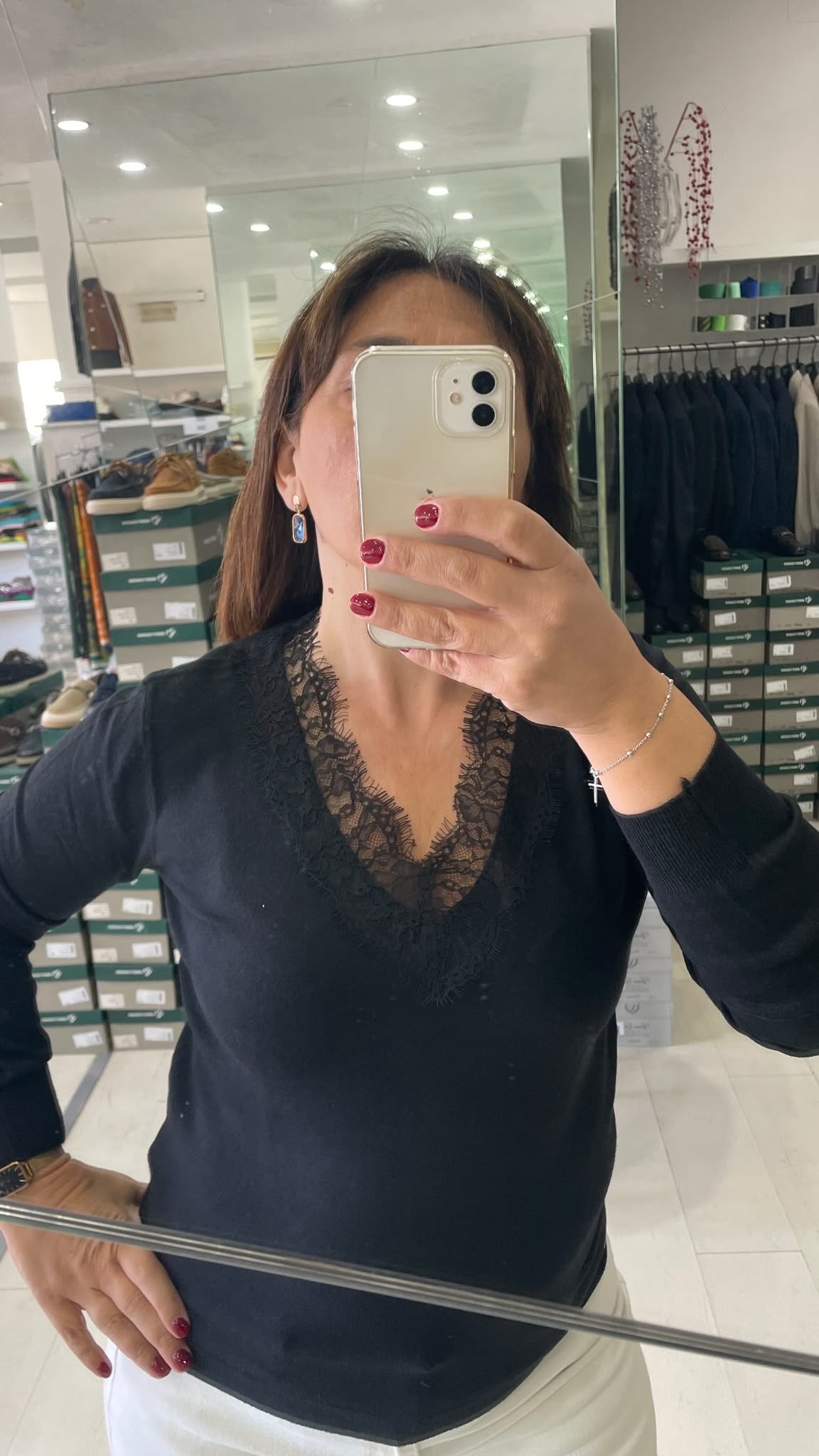MAGLIA DONNA CON PIZZO SCOLLO A V