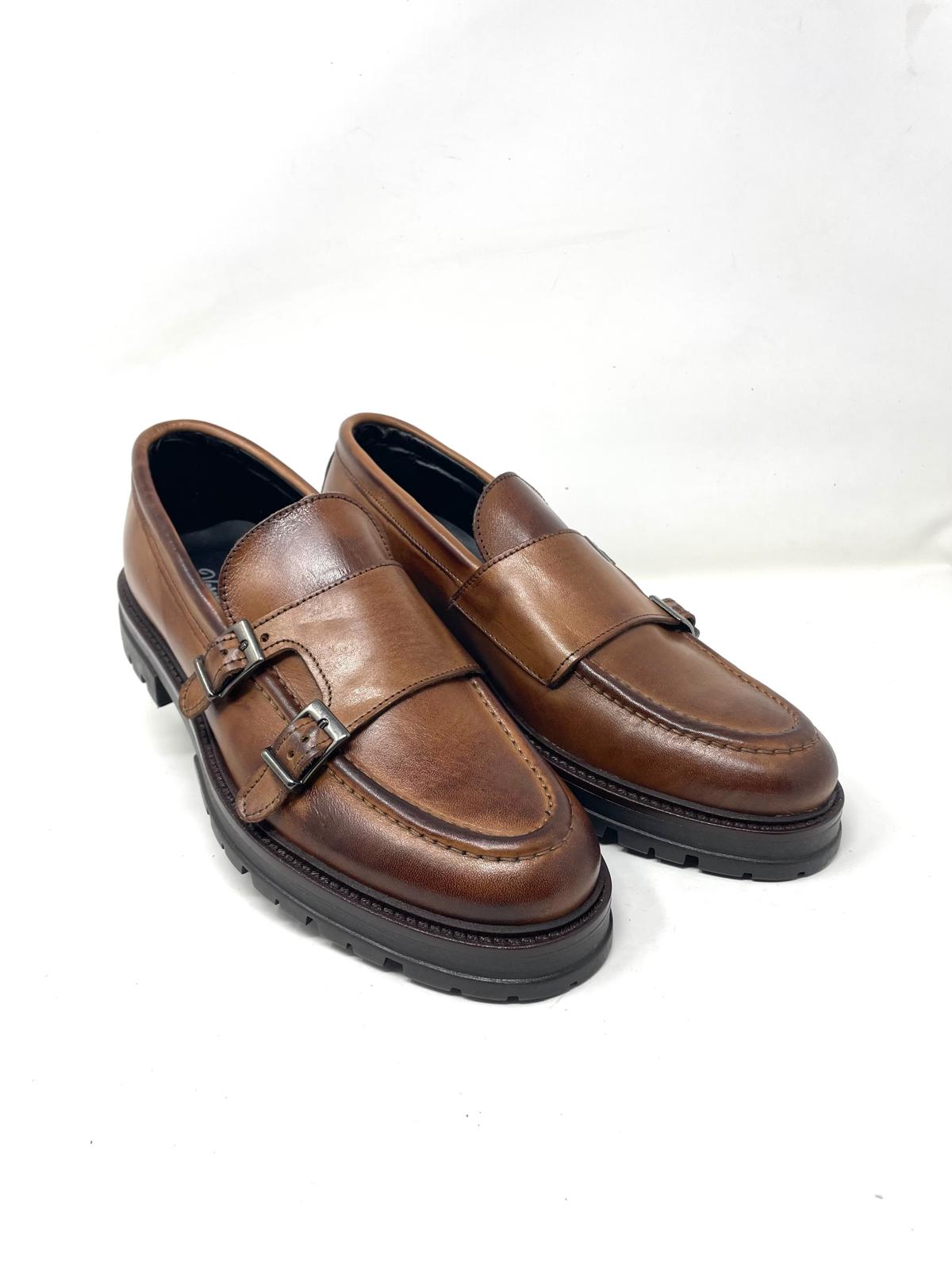 Mocassino doppia fibbia fondo vibram in vera pelle made in italy