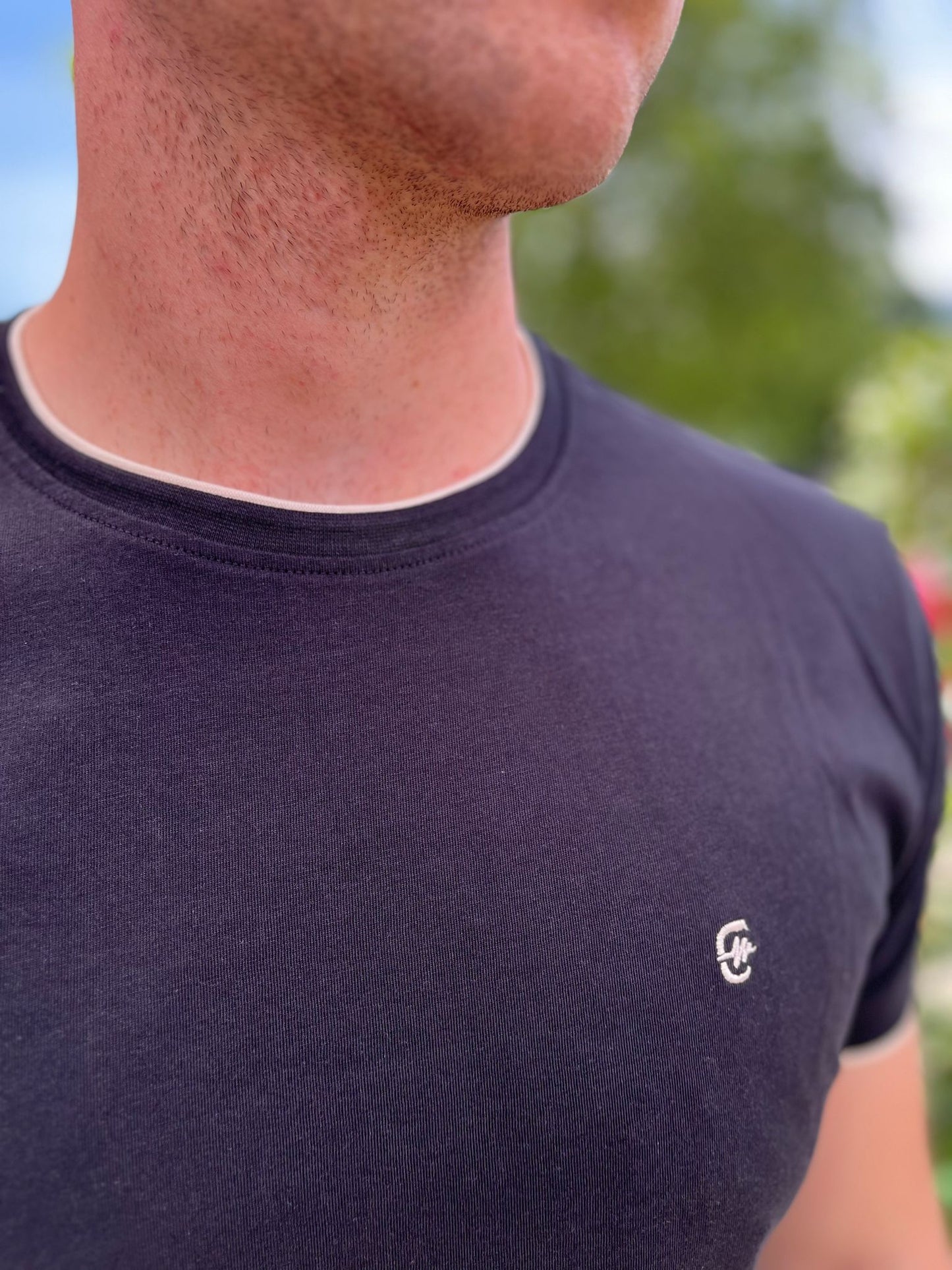 T-Shirt con Profilo a Contrasto – Uomo