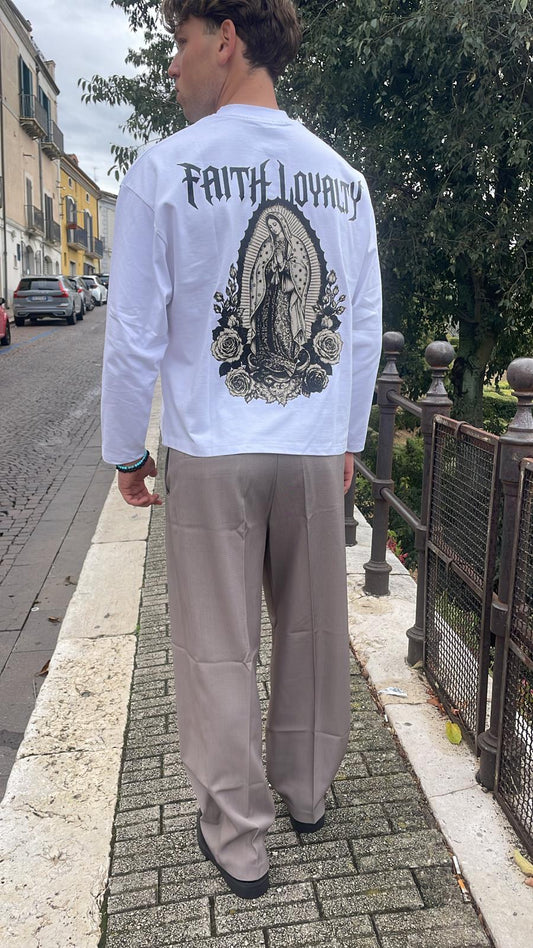 T-SHIRT UOMO CROP CON STAMPA MADONNA POSTERIORE