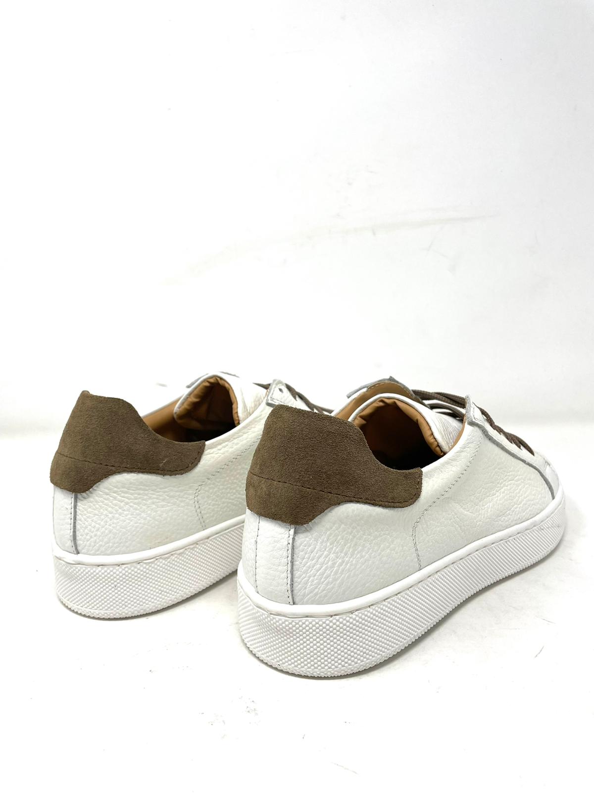 Genuine tumbled leather sneakers