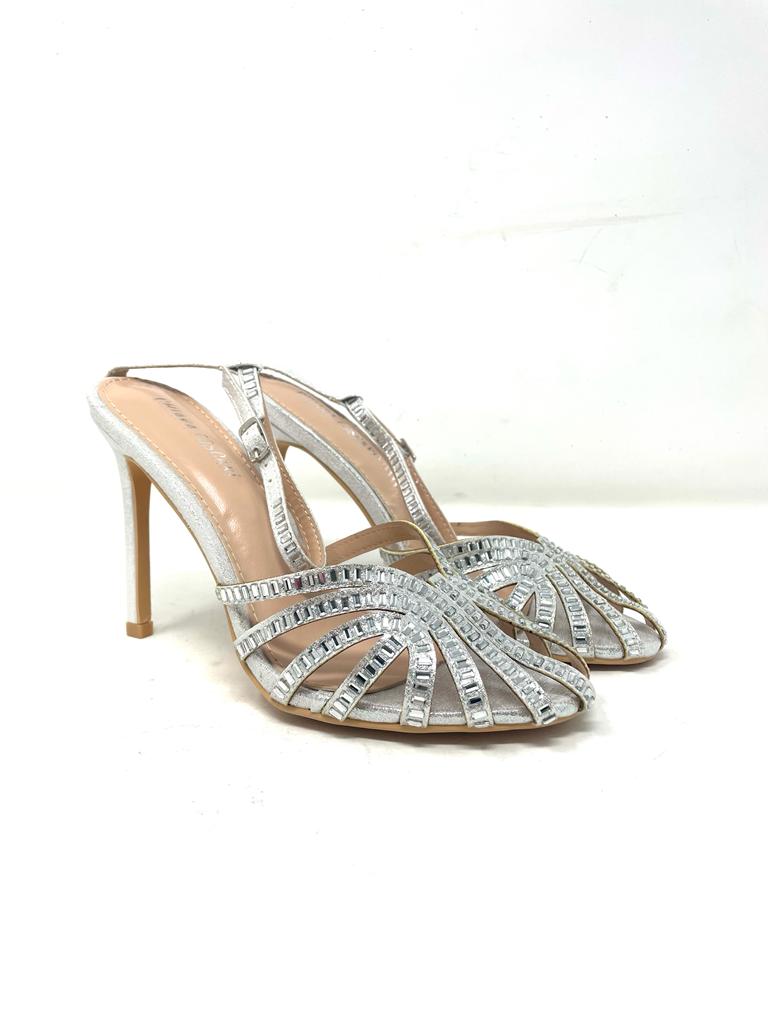 perforated sandal with stones, comfortable 7cm heel