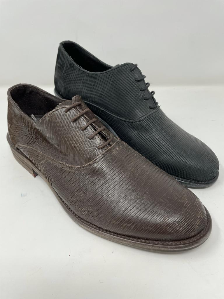 Scarpa pelle intagliata marrone - Bibop Fashion