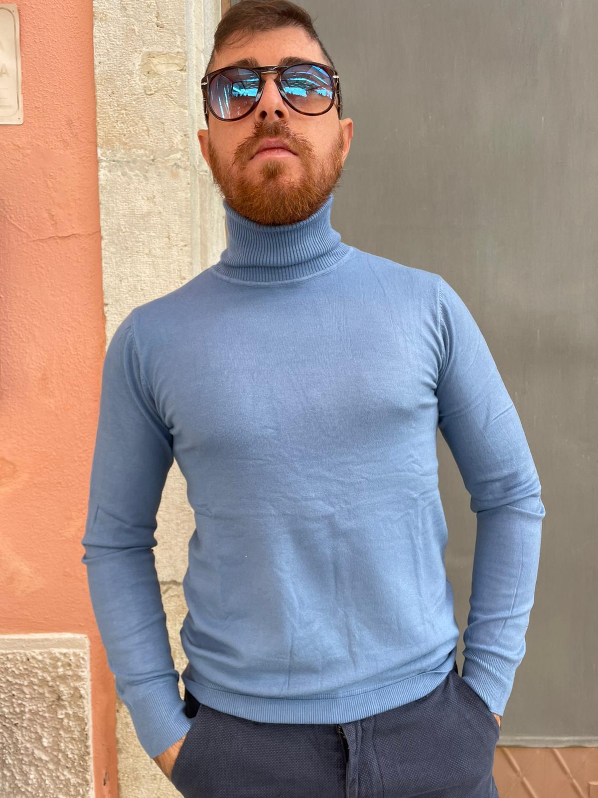 Men's turtleneck shaved under jacket