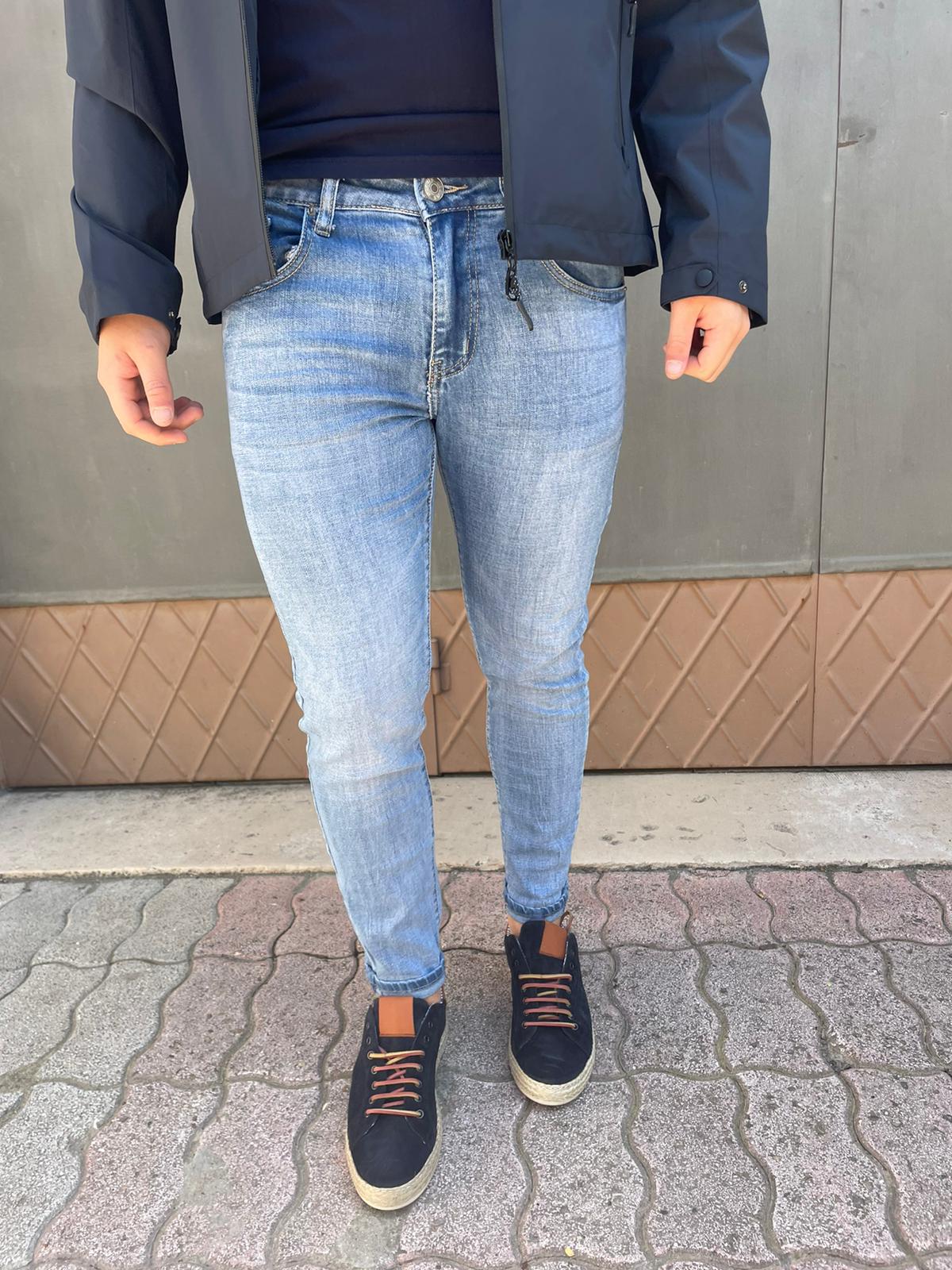 Men's capri jeans with 5 pockets, slim fit