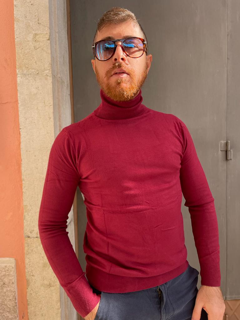 Men's turtleneck shaved under jacket