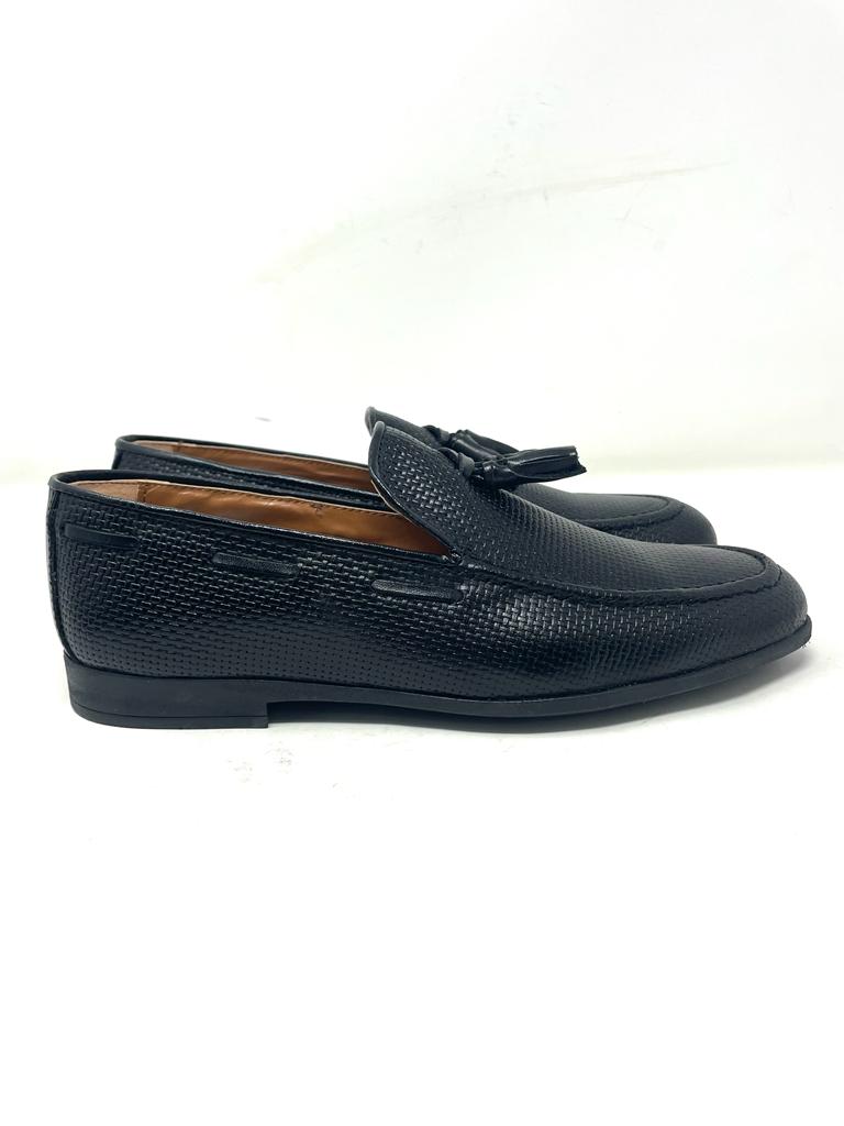 Men's woven leather moccasin with tassels
 made in Italy