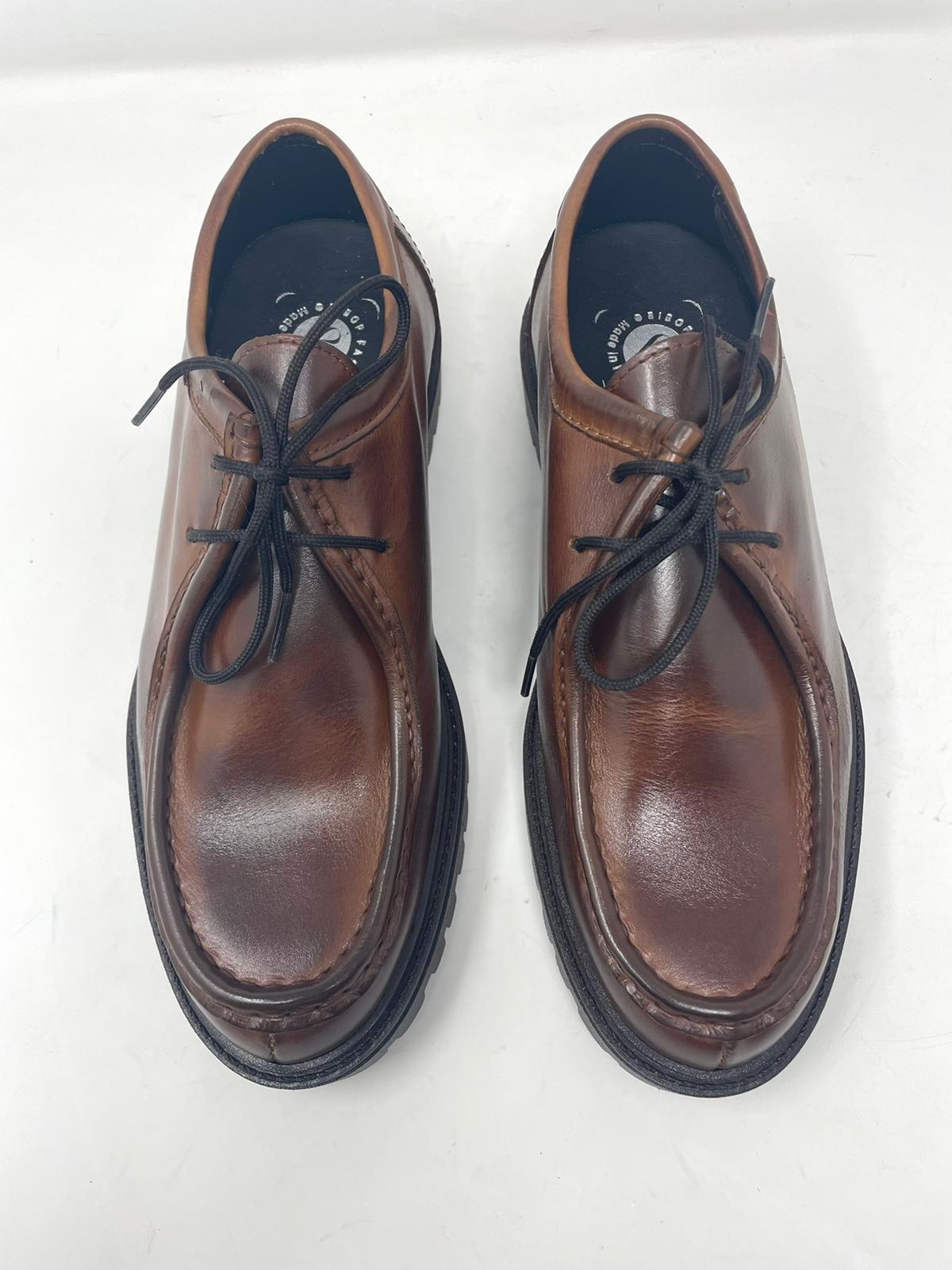 Scarpa modello ingegnere cucita a mano in vera pelle made in italy