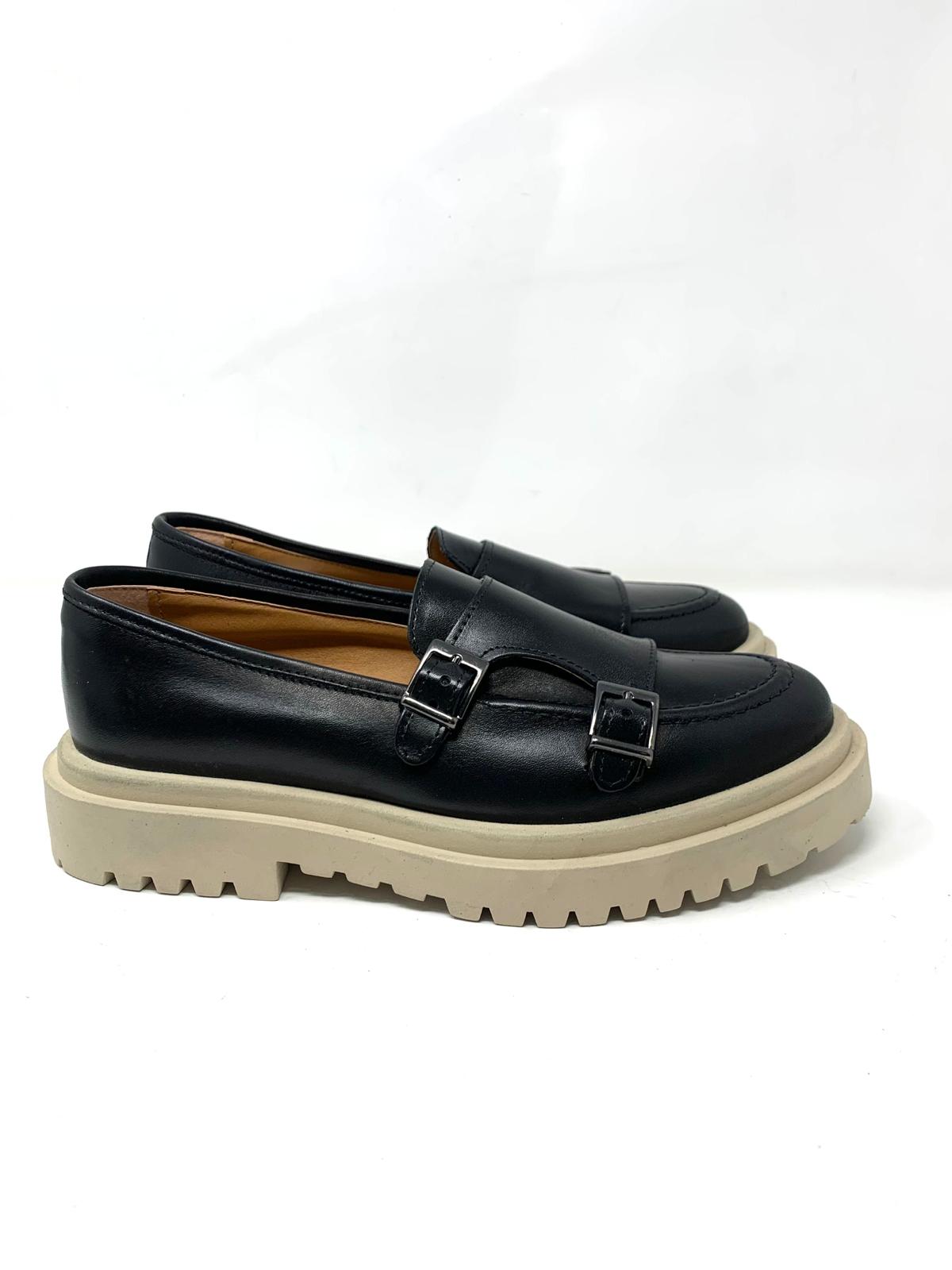 Real leather amber bottom rock climbing moccasin made in Italy