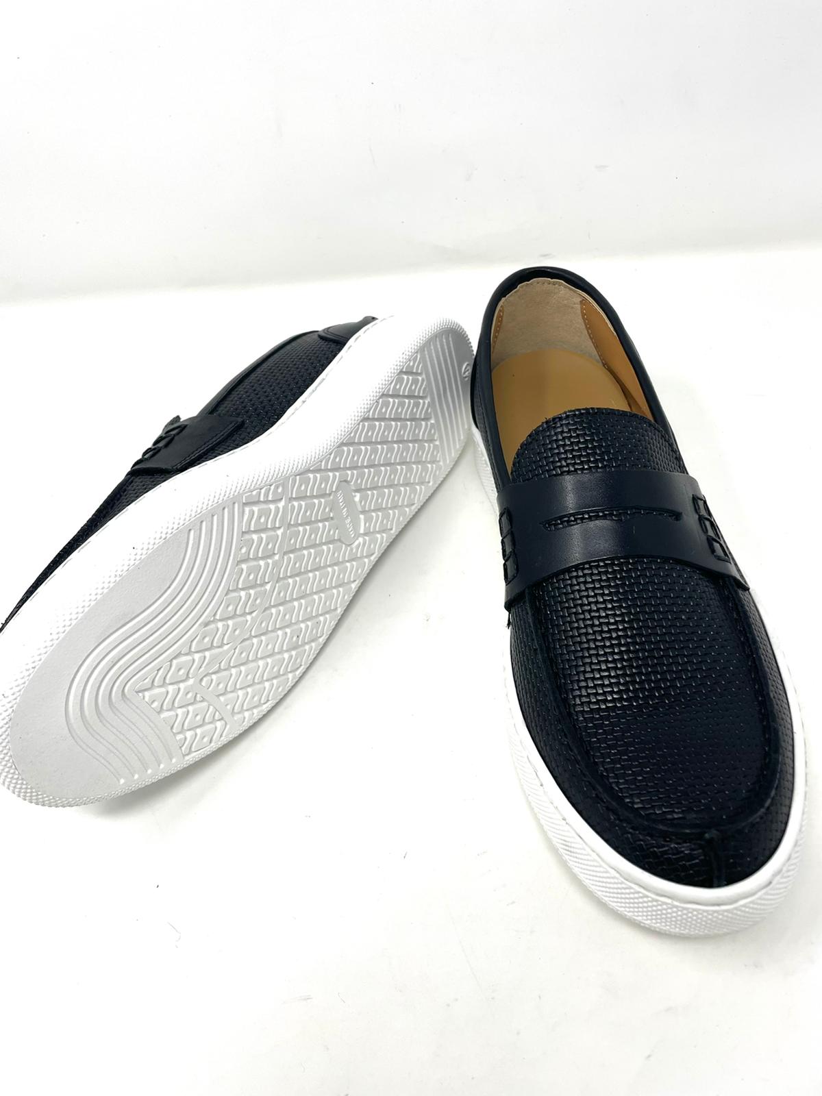 Mocassino  intrecciata barca cucita