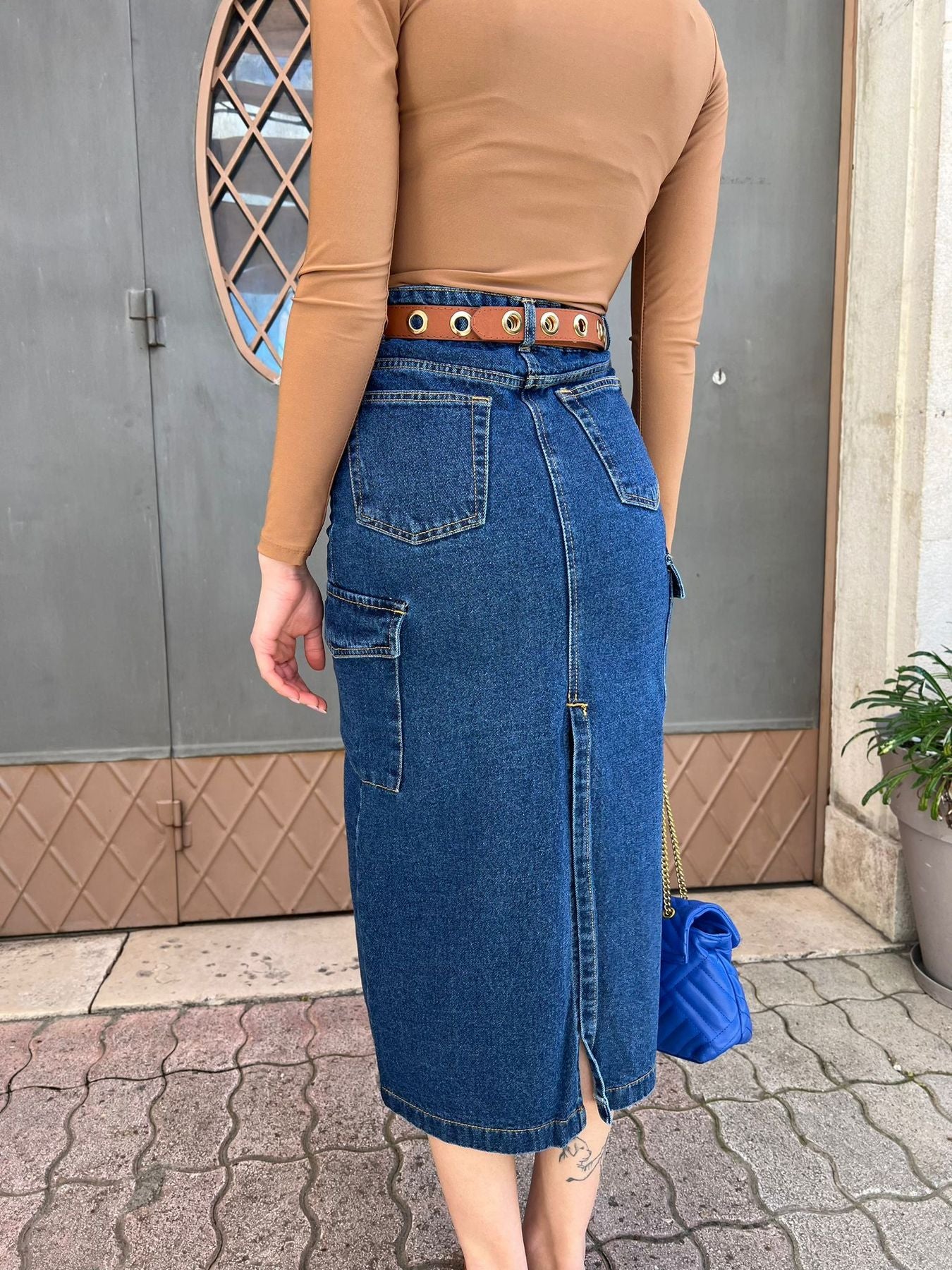 Denim skirt with big pockets